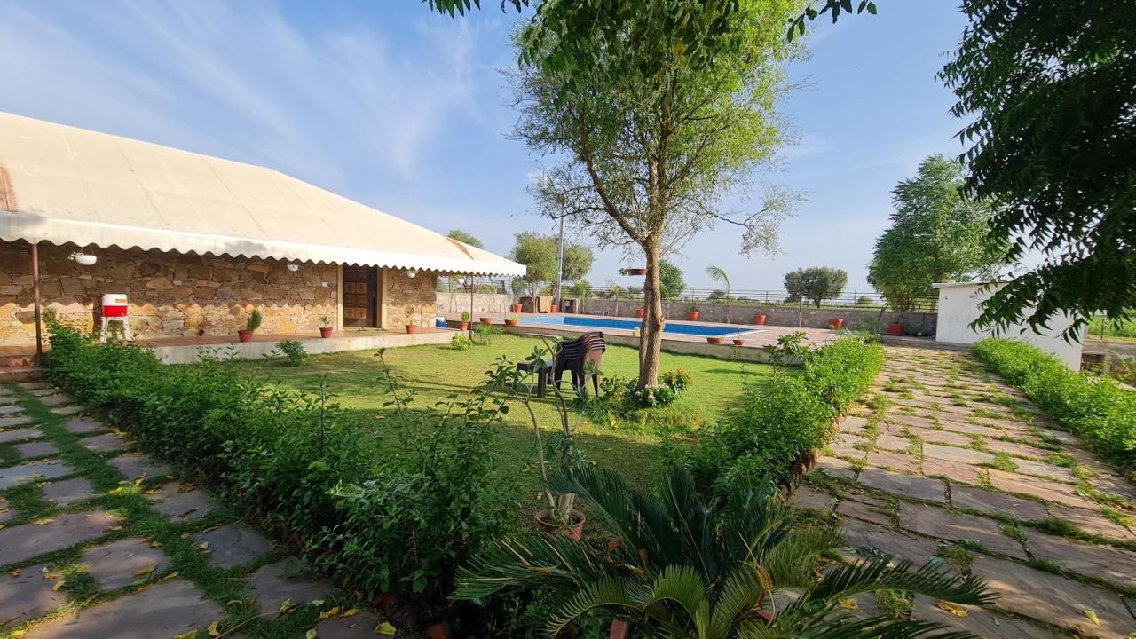The Rustic Villa, A Stay With Luxuries Amenities And Exotic Nature Dźajpur Zewnętrze zdjęcie