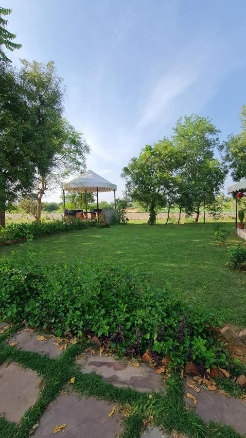 The Rustic Villa, A Stay With Luxuries Amenities And Exotic Nature Dźajpur Zewnętrze zdjęcie