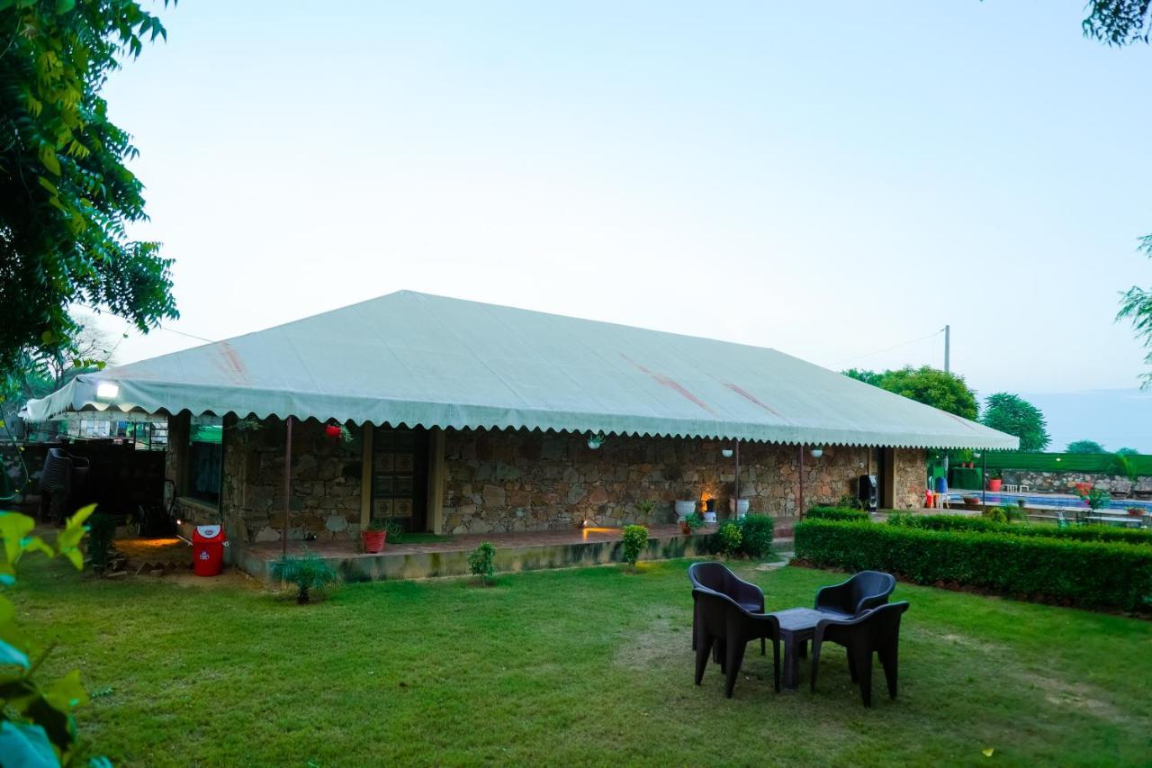 The Rustic Villa, A Stay With Luxuries Amenities And Exotic Nature Dźajpur Zewnętrze zdjęcie