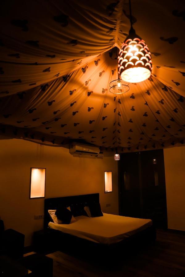 The Rustic Villa, A Stay With Luxuries Amenities And Exotic Nature Dźajpur Zewnętrze zdjęcie